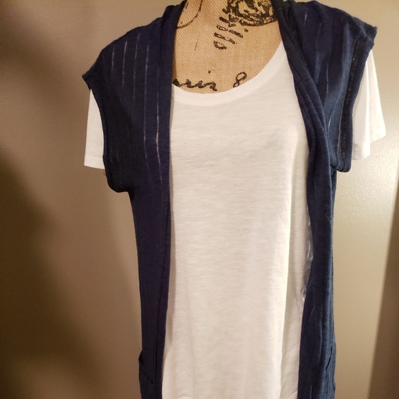 OLD NAVY BLUE VEST - Picture 3 of 4